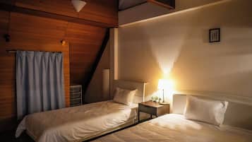 Family House, Non Smoking | 3 bedrooms, free WiFi, bed sheets