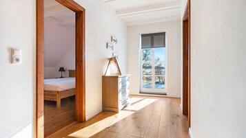 3 dormitorios, tabla de planchar con plancha, wifi gratis y ropa de cama