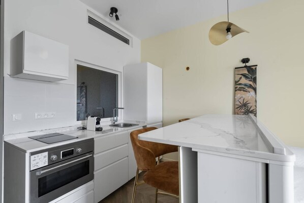 Fridge, microwave, oven, dishwasher