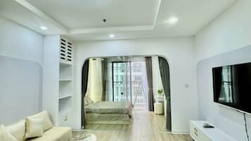 Standard Apartment, Balcony, Garden View | Laptop workspace, blackout curtains, iron/ironing board, free WiFi