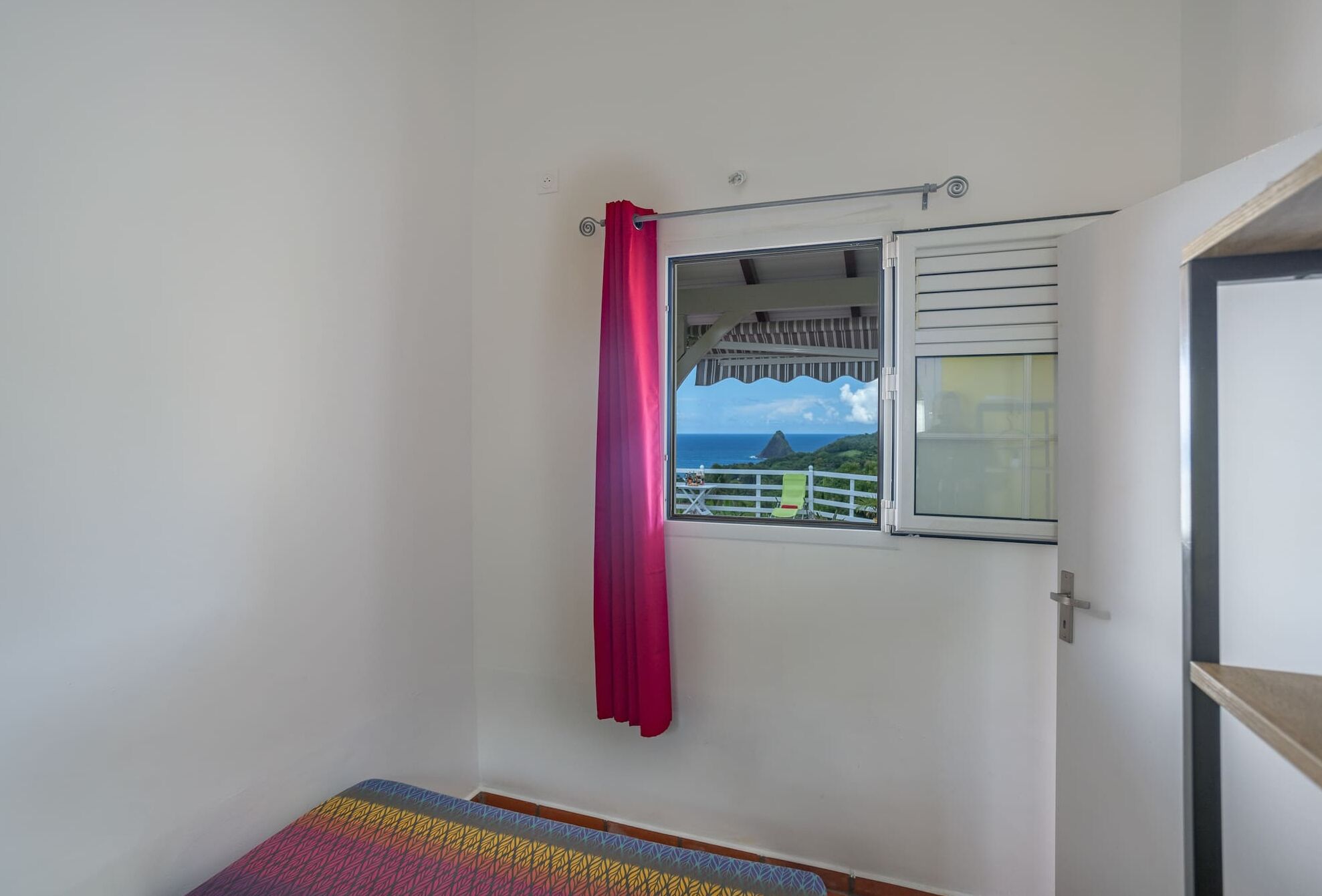 2 chambres, bureau, fer et planche à repasser, Wi-Fi gratuit