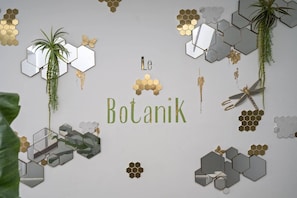 Interior detail - Le Botanik: Chic Garden (Fort-de-France)