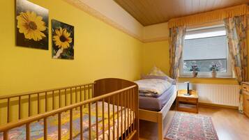 2 habitaciones, tabla de planchar con plancha y wifi gratis