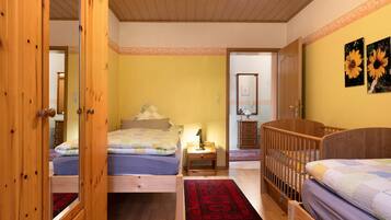 2 Schlafzimmer, Bügeleisen/Bügelbrett, kostenloses WLAN, Bettwäsche