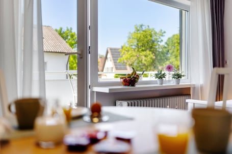 Dining. Apartment 'Andrea' with Balcony and Wi-Fi