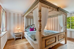 3 habitaciones, wifi gratis y ropa de cama