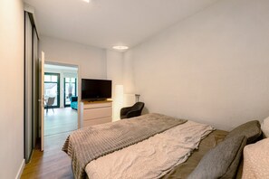 1 bedroom, iron/ironing board, free WiFi, bed sheets - Apartment 'Gemütliche In Reimsbach' with Wi-Fi (Beckingen)