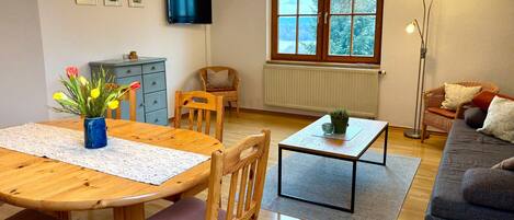 Televisie en een tafeltennistafel