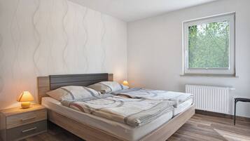 2 quartos, Wi-Fi de cortesia, roupa de cama