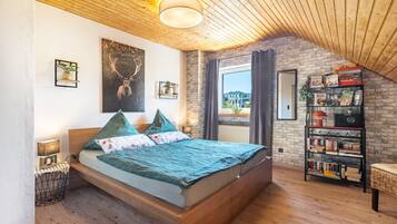 1 chambre, fer et planche à repasser, Wi-Fi gratuit, draps fournis