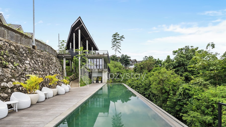 Uluwa Villa by Kozystay - Jimbaran