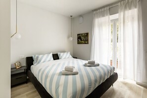 1 habitación, tabla de planchar con plancha, wifi y ropa de cama 