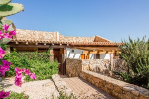 Exterior - GuestHost - Sardinian dream: sea view, pool & parking! (Li Cuncheddi)