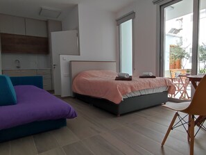 經典開放式客房 | 遮光布/窗簾、熨斗/熨衣板、免費無線上網、床單