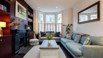 3 bedrooms, Internet