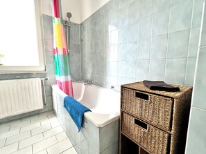 Apartment | Badezimmer