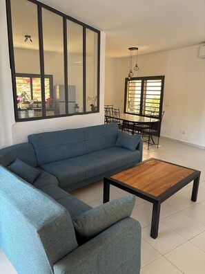 Living area - Villa Kalélou (Nianing)