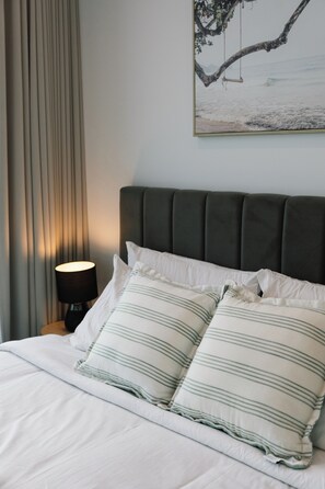 2 chambres, fer et planche à repasser, lit parapluie, Wi-Fi gratuit