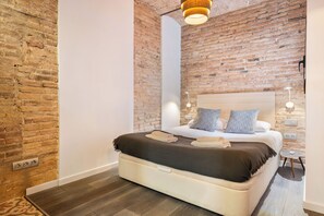 1 bedroom, iron/ironing board, free WiFi, bed sheets