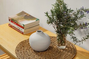 Interior detail - HaYarkon Park Cozy Stay by Sea N' Rent (Tel Aviv)
