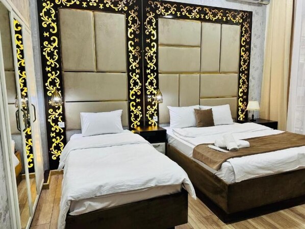 Standard Triple Room, City View