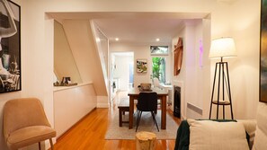 Dining - Urban Haven, Surry Hills (Surry Hills)