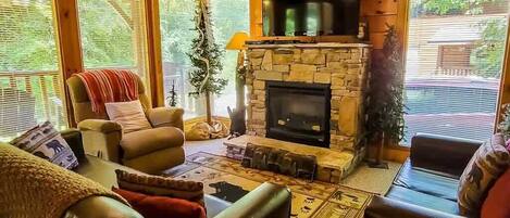 TV, fireplace, offices