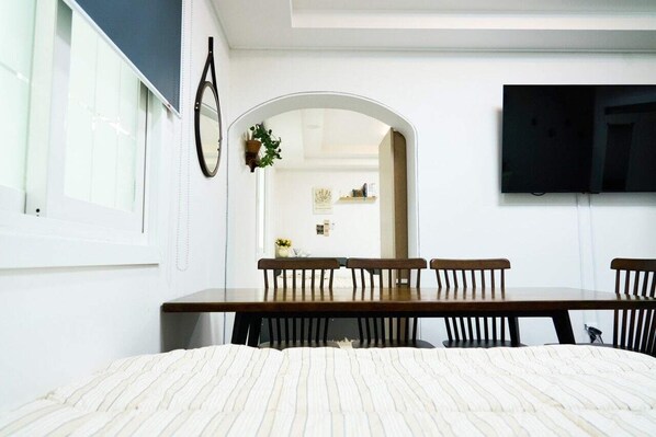 Wi-Fi gratuit, draps fournis