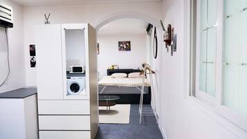 Àtic familiar, vistes a la muntanya | Habitacions insonoritzades, wifi gratuïta i roba de llit
