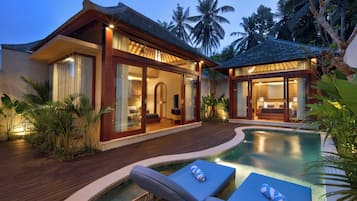 Vila, piscina particular | Piscina particular