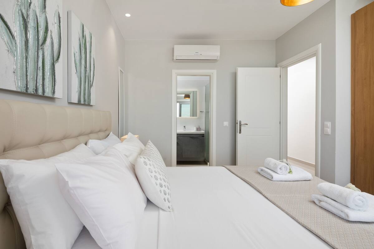 4 bedrooms, free WiFi