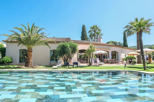 Villa Alizée in St Tropez, Private swimming pool, Near town center
