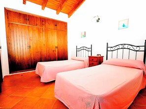 2 camere, ferro/asse da stiro, lenzuola
