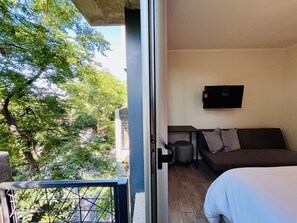 1 室のベッドルーム、アイロン / アイロン台、WiFi (無料)、ベッドシーツ