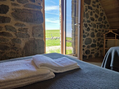 Le Buron de Laguiole, peaceful setting on the Aubrac plateau, near Laguiole