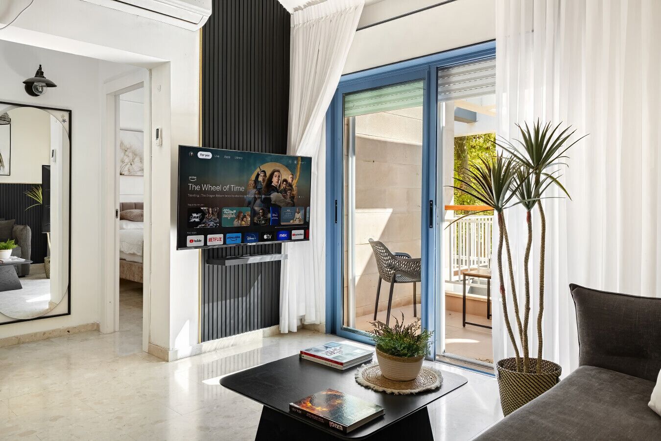 Apartamento, vistas al jardín | Interior