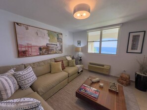 Téléviseur connecté, bureau