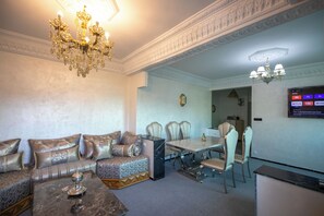 Interior - Cozy apartment in fabulous Fes with WiFi, AC (Fes)