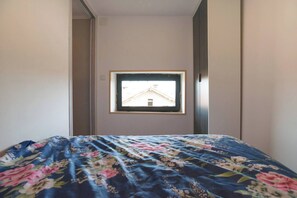 1 bedroom, iron/ironing board, free WiFi