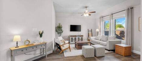 TV, fireplace, offices