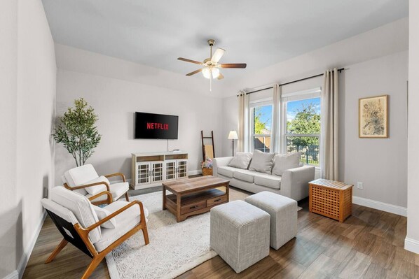 TV, fireplace, offices