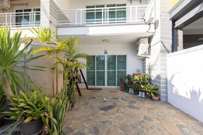 Terrace/patio - Peaceful House in Rawai, Phuket (Tambon Rawai)