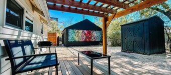 Cozy Cottage in the Heart of COS | pet friendly