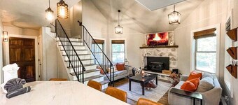 NEW | Remodeled Cozy Mountain Getaway