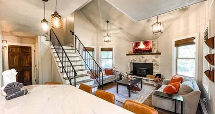 NEW | Remodeled Cozy Mountain Getaway