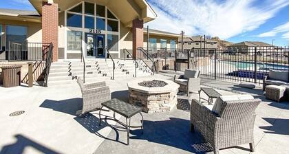 Resort-Style Townhome | Pool, Hot Tub & Gym Access