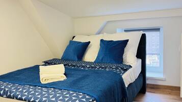 2 makuuhuonetta, silitysrauta/-lauta, Wi-Fi, vuodevaatteet