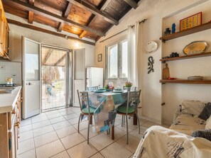 Interior - Stunning private villa for 4 guests with A/C, WIFI, TV, patio, pets allowed and panoramic view (Muravera)