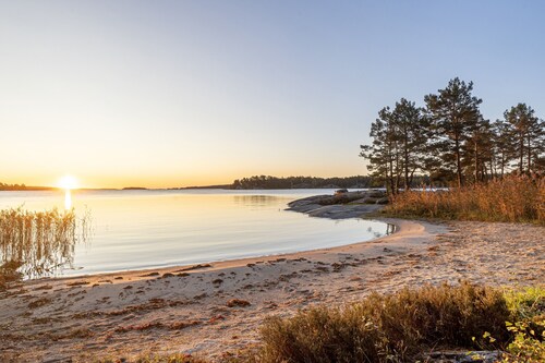 Mysig stuga Stockholms i skärgård