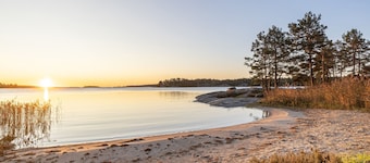 Mysig stuga Stockholms i skärgård